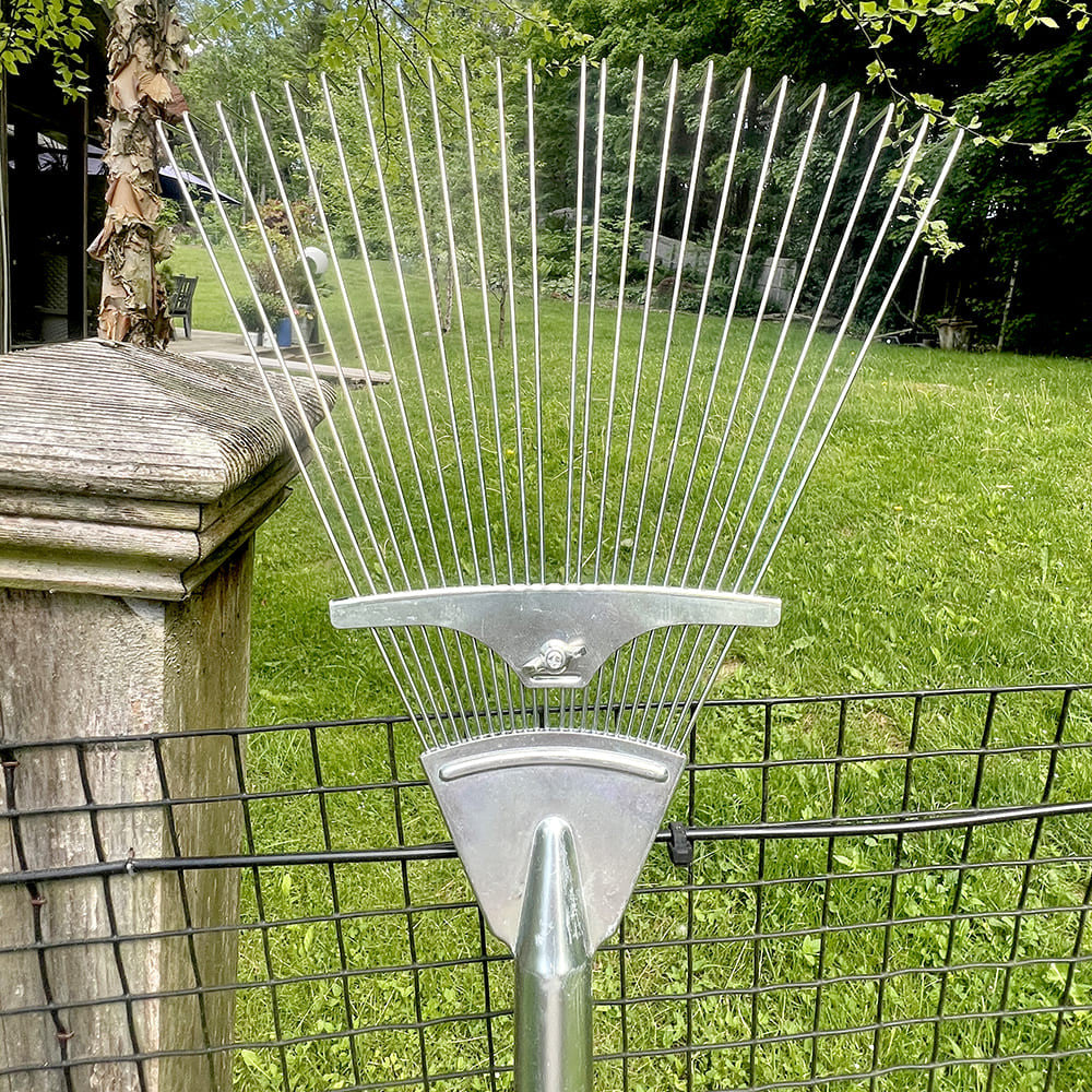 Rastrillo plegable versátil y ajustable