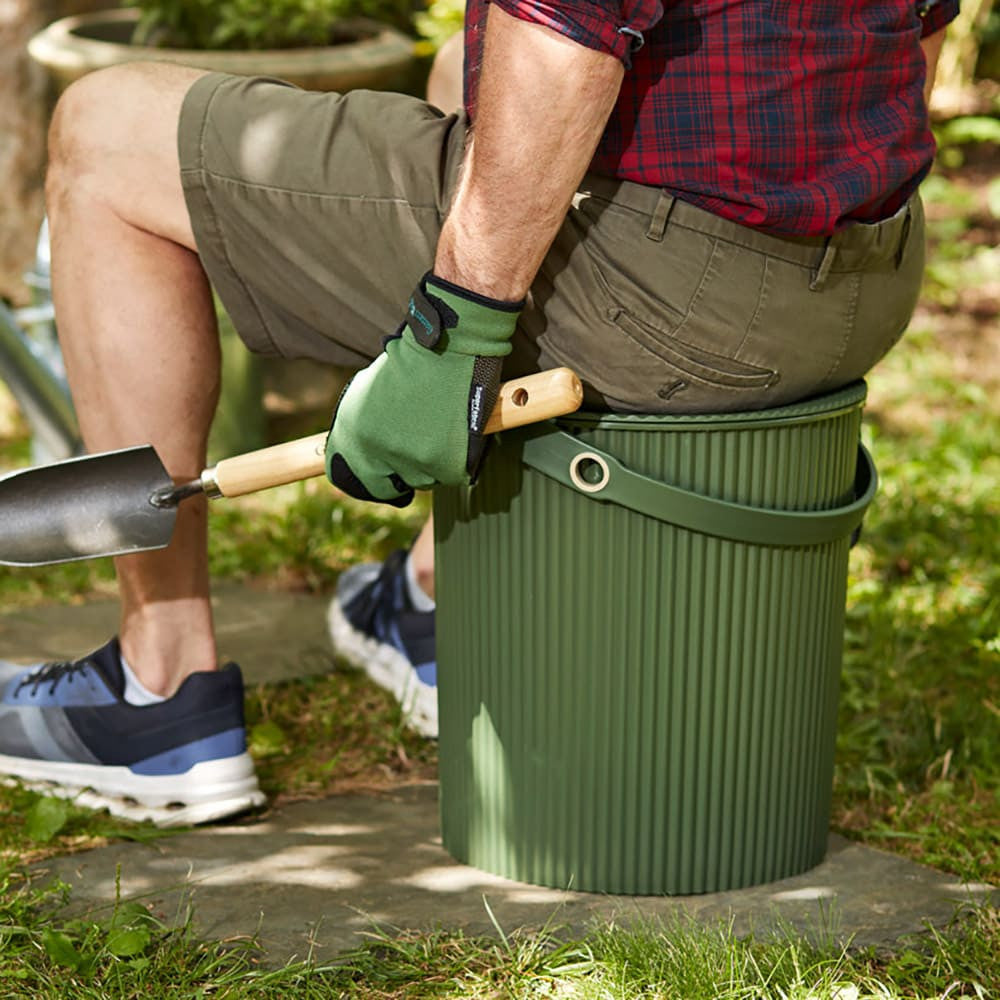 Cubo de Jardín con Tapa Asiento Resistente Verde 20L