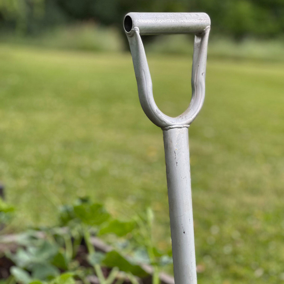 Horquilla de jardinería de cuatro dientes, acero de aleación de alta resistencia